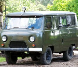 UAZ 452
